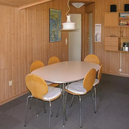 3 Bedroom Lovely In Rudkobing Casa vacanze Spodsbjerg